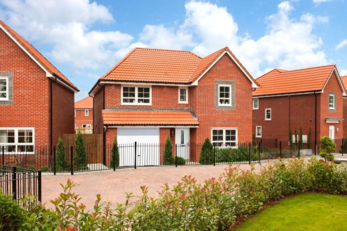 4 Bedroom Detached House For Sale In Phoenix Lane, Fernwood, Newark, NG24