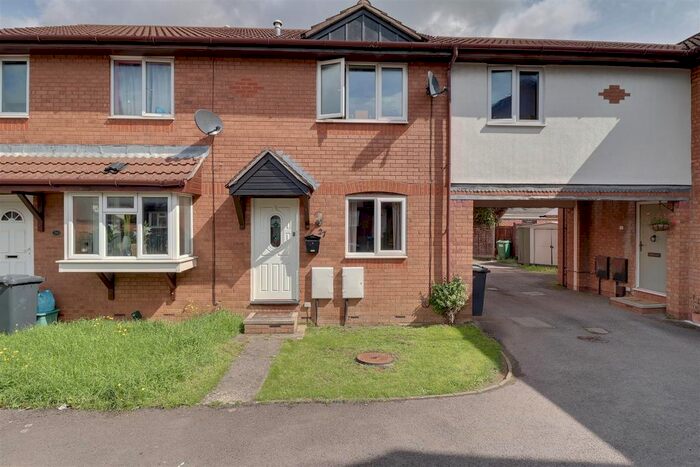 2 Bedroom Terraced House For Sale In Bishops Road, Abbeymead, Gloucester, GL4