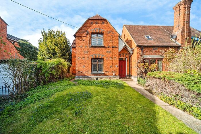 2 Bedroom Semi Detached House For Sale In Priory Street, Newport Pagnell, MK16