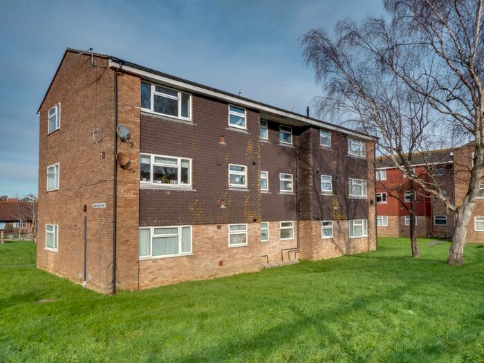2 Bedroom Flat To Rent In Curlew Court, Vega Close, Hailsham, BN27