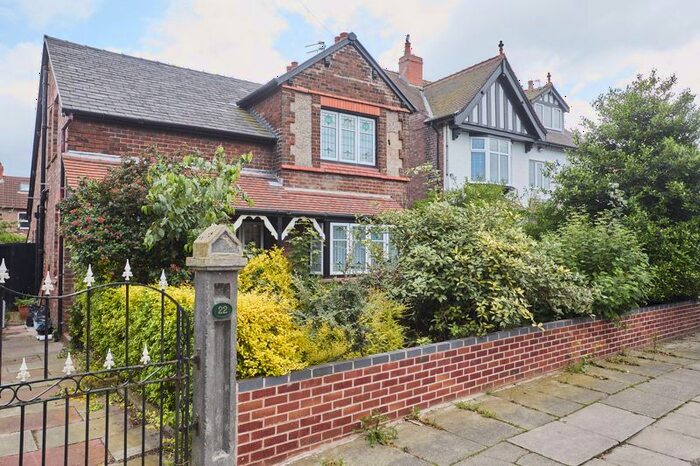 3 Bedroom Detached House To Rent In Garden Lane, Fazakerley, Liverpool, L9