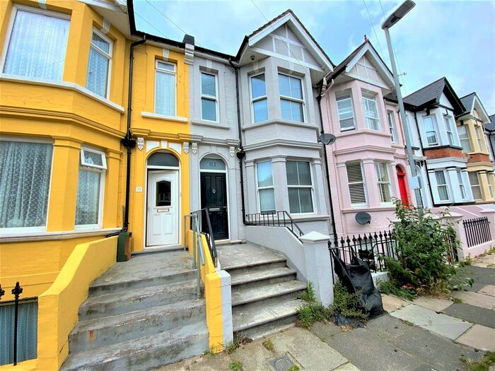 3 Bedroom Maisonette To Rent In St. Thomass Road, Hastings, TN34