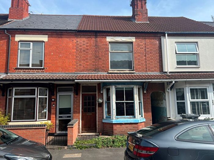 3 Bedroom Terraced House For Sale In Gadsby Street, Nuneaton, CV11