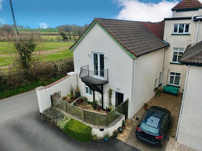 2 Bedroom Apartment For Sale In Woodbury, Exeter, EX5