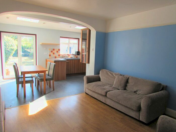 4 Bedroom Semi-Detached House To Rent In Walton Road, Harrow, Middlesex, HA1