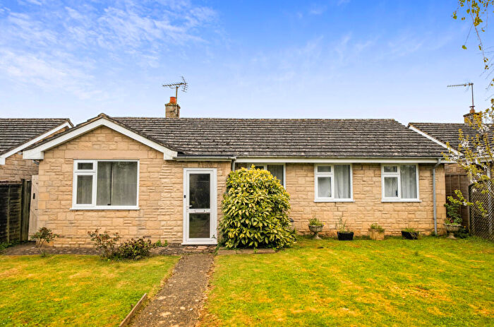 4 Bedroom Bungalow For Sale In Wychwood View, Minster Lovell, Witney, OX29