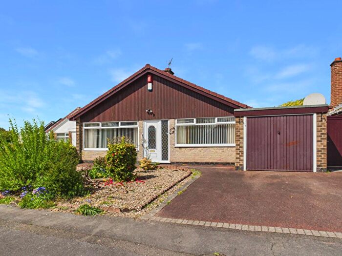 3 Bedroom Detached Bungalow For Sale In Cherrywood Gardens, Nottingham, NG3