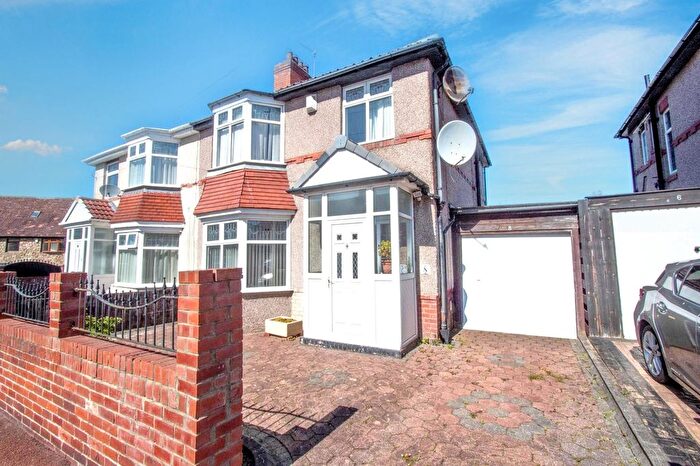 3 Bedroom Semi-Detached House For Sale In Benwell Hill Road, Newcastle Upon Tyne, NE5