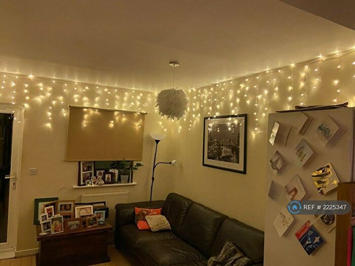 4 Bedroom End Of Terrace House To Rent In Calypso Crescent, London, SE15