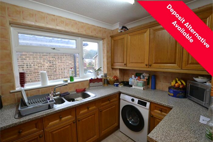 2 Bedroom Apartment To Rent In Findon Court, Chiswick Close, Croydon, Surrey, CR0