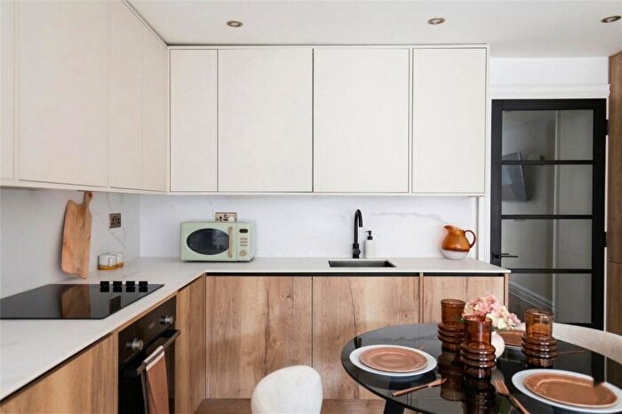 1 Bedroom Apartment For Sale In Northumberland Road, Bristol, BS6