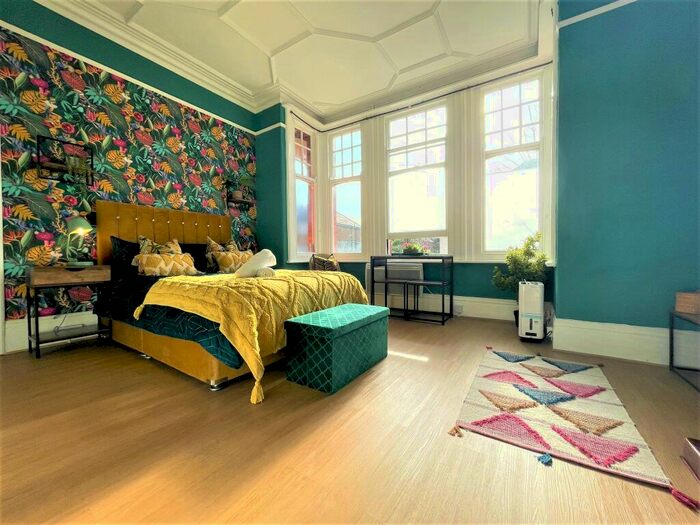 Studio To Rent In Davigdor Road, Hove, BN3