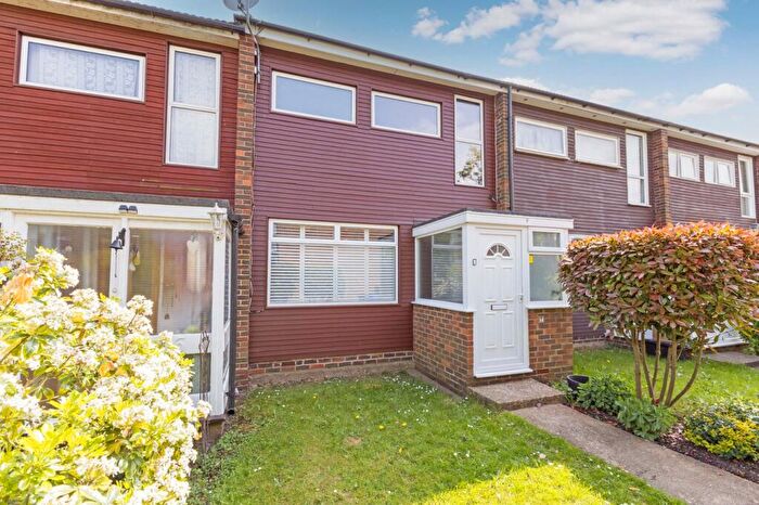 3 Bedroom Terraced House For Sale In Keensacre, Iver Heath, SL0