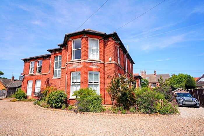 2 Bedroom Flat For Sale In St. Margarets Close, Cromer, NR27