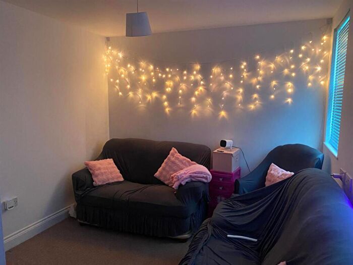 4 Bedroom Apartment To Rent In Whitstable Road, Canterbury, CT2