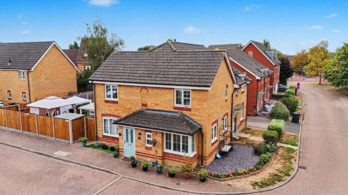 3 Bedroom Semi-Detached House For Sale In Lapwing Way, Soham, CB7
