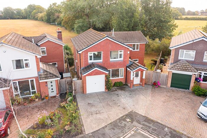 4 Bedroom Detached House For Sale In Weaverside, Nantwich, CW5