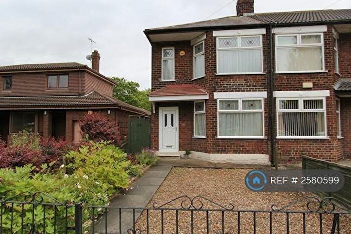 3 Bedroom Terraced House To Rent In Anlaby Road, Hull, HU4