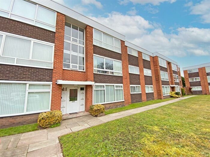 3 Bedroom Flat To Rent In Avon Court, Liverpool, L23
