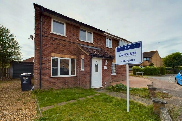 3 Bedroom Semi-Detached House To Rent In Jasmine Close, Thetford, IP24