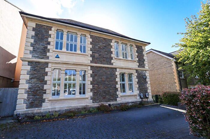 4 Bedroom Detached House For Sale In Linden Road, Clevedon, BS21