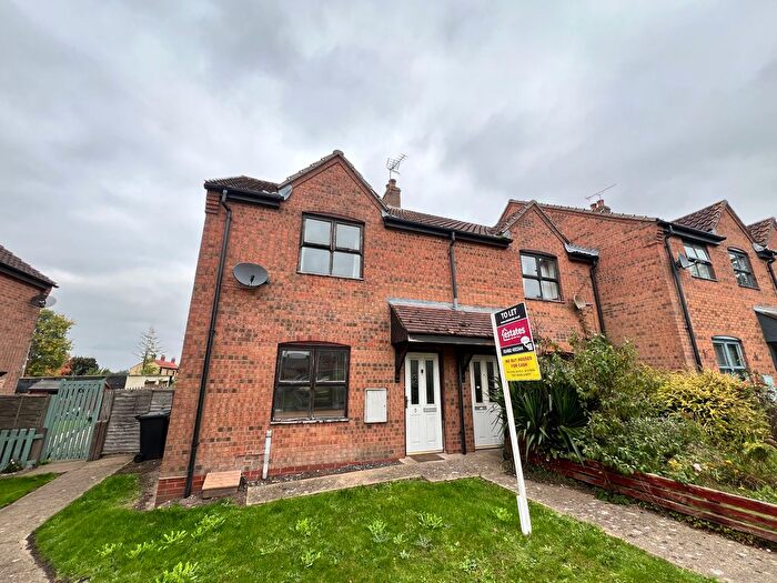 2 Bedroom Terraced House To Rent In Fussey Gardens, Bonby, DN20