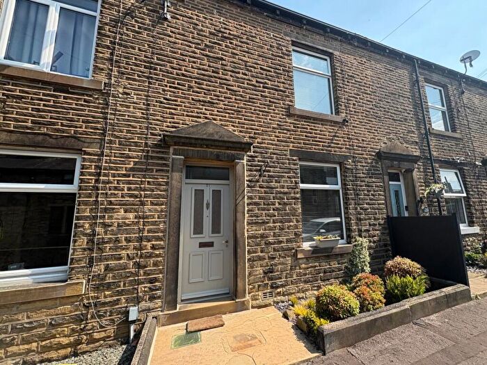 2 Bedroom Terraced House For Sale In Albert Street, Elland, HX5