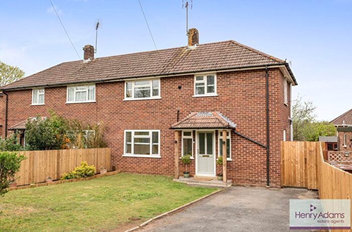 3 Bedroom Semi Detached House For Sale In Cardew Road, Liss, GU33