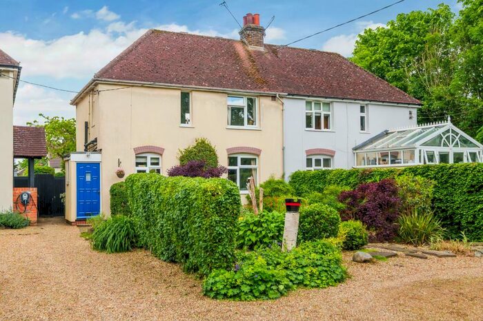3 Bedroom Semi-Detached House For Sale In Little Gaddesden, Hertfordshire, HP4