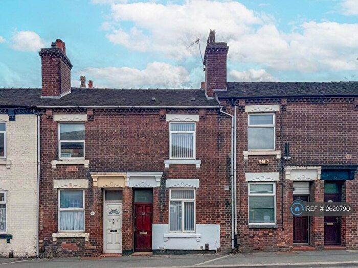 3 Bedroom Terraced House To Rent In Shelton Old Road, Stoke-On-Trent, ST4