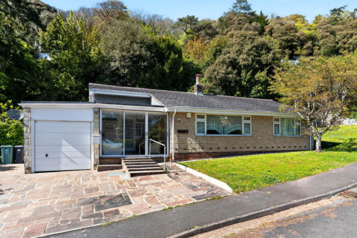 3 Bedroom Bungalow For Sale In Maples Drive, Ventnor, Isle Of Wight, PO38
