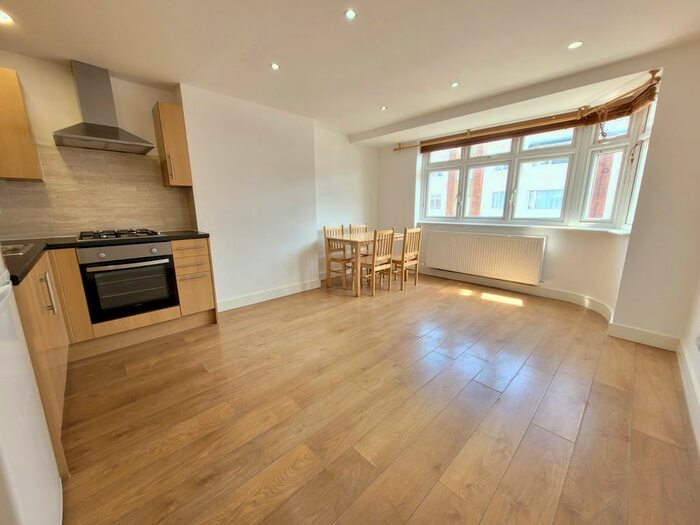 3 Bedroom Flat To Rent In Danes Gate, Harrow, HA1