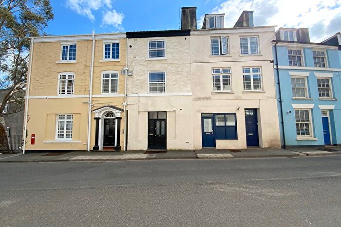 3 Bedroom Flat To Rent In West Street, Tavistock, PL19