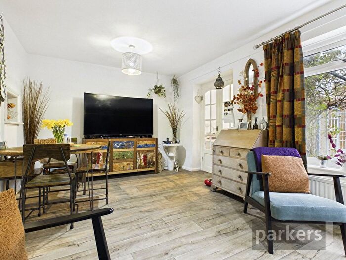 3 Bedroom Terraced House For Sale In Hanborough Close, Eynsham, Witney, Oxfordshire, OX29