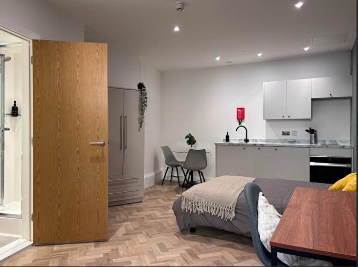 Studio To Rent In Hanover House, BS1