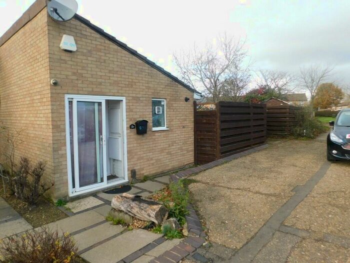 2 Bedroom Semi-Detached Bungalow To Rent In Wingfield, Peterborough, Cambridgeshire, PE2