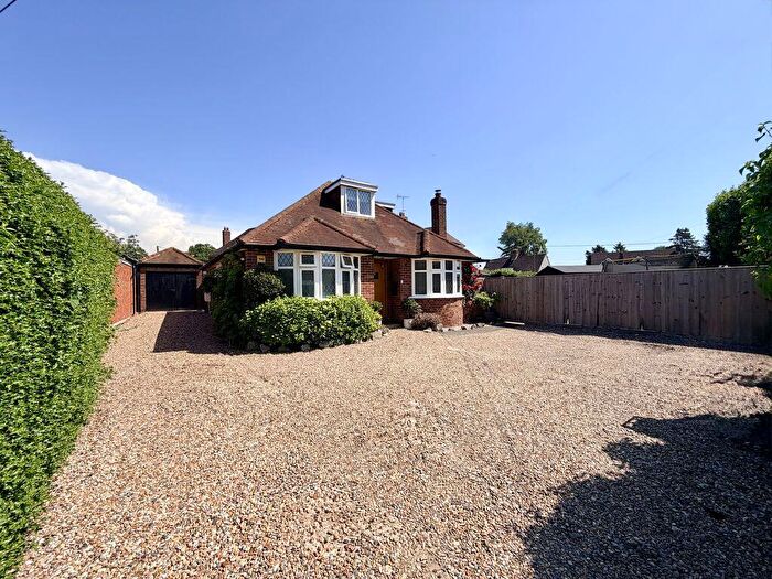 2 Bedroom Detached House For Sale In Sedgmoor Road - Corner Plot, HP10