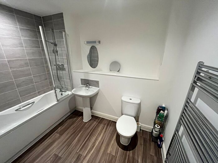 1 Bedroom Flat For Sale In Holdstock Road, Tenterden, Kent, TN30