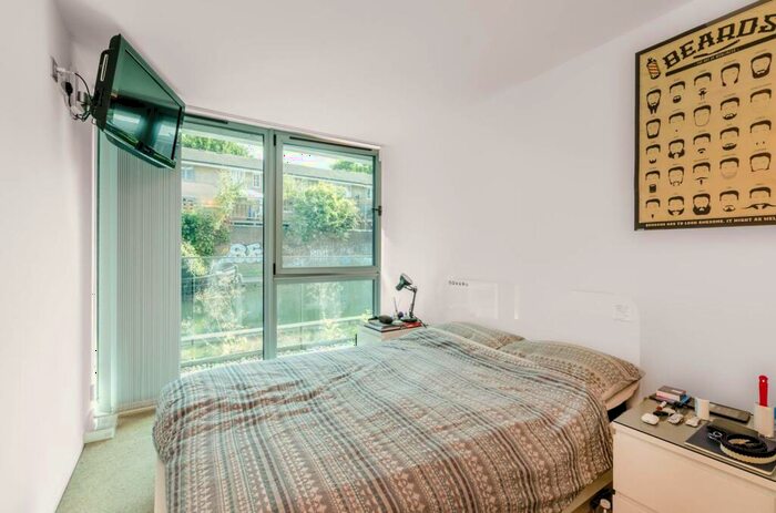 2 Bedroom Flat To Rent In St Pancras Way, Camden, London, NW1