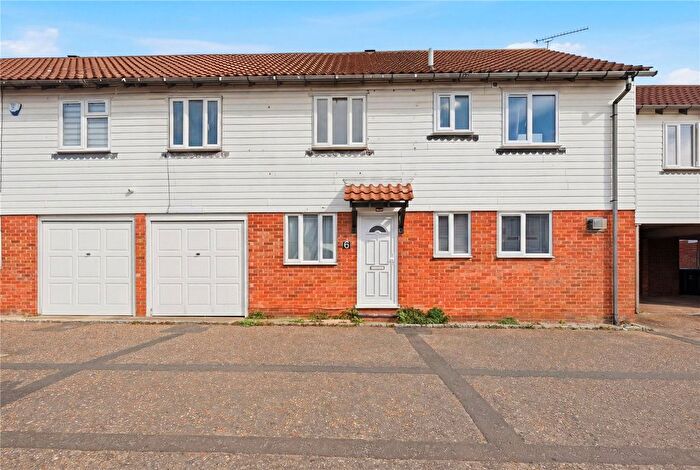 3 Bedroom Terraced House For Sale In Keats Square, South Woodham Ferrers, Chelmsford, Essex, CM3