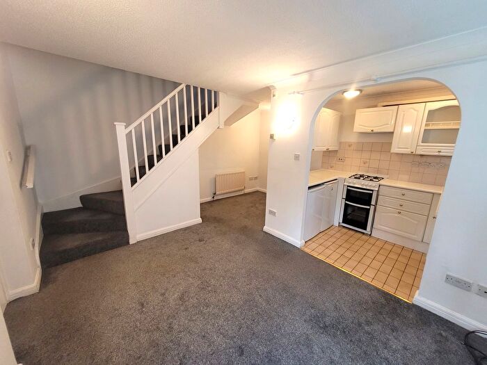 1 Bedroom Property To Rent In Albany Park, Colnbrook, Slough, SL3