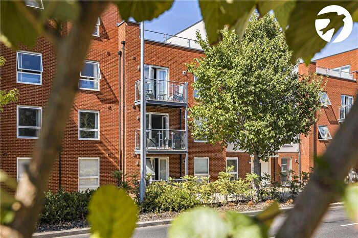 1 Bedroom Flat For Sale In Lett Lane, Castle Hill, Ebbsfleet Valley, Swanscombe, DA10