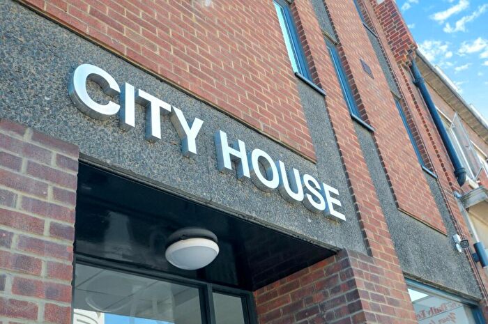 1 Bedroom Flat To Rent In London Road, Southampton, SO15