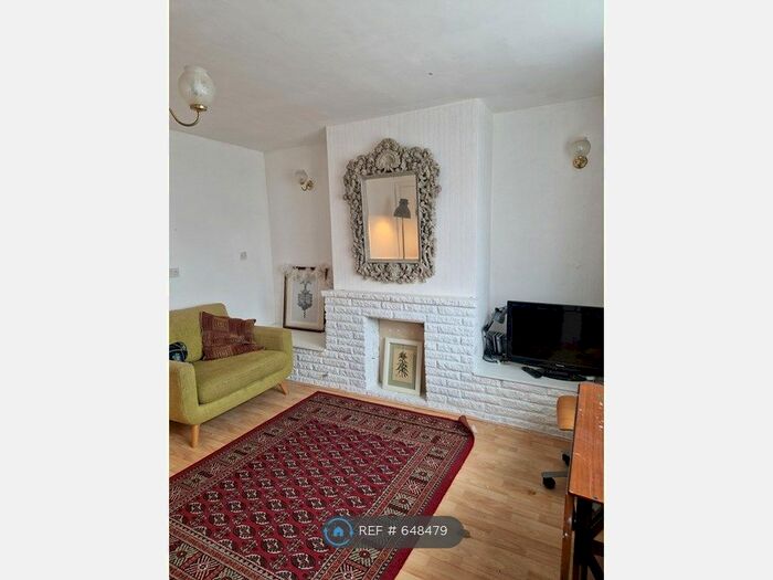 4 Bedroom Semi-Detached House To Rent In Rosebery Road, Kingston Upon Thames, KT1