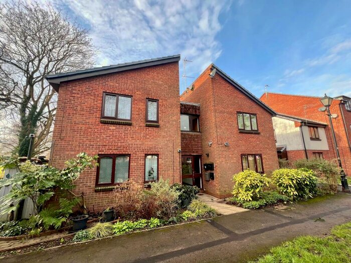 Studio To Rent In William Tarver Close, Warwick, CV34