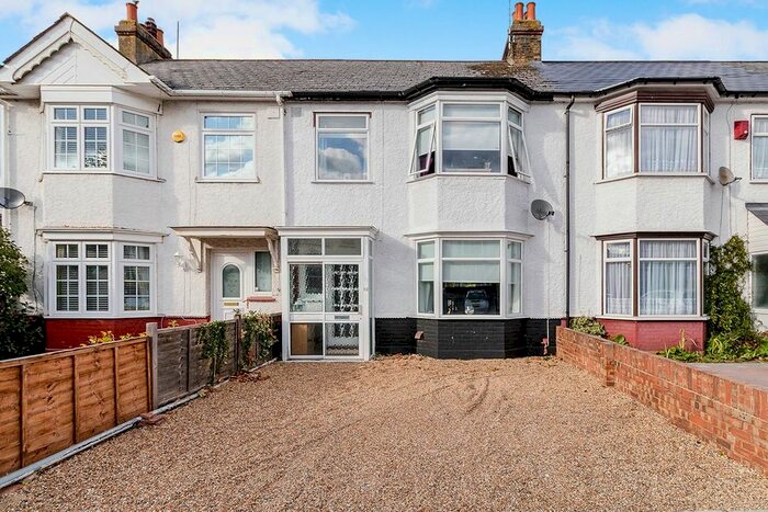 3 Bedroom Terraced House To Rent In Ferndale Road, Gravesend, Kent DA12