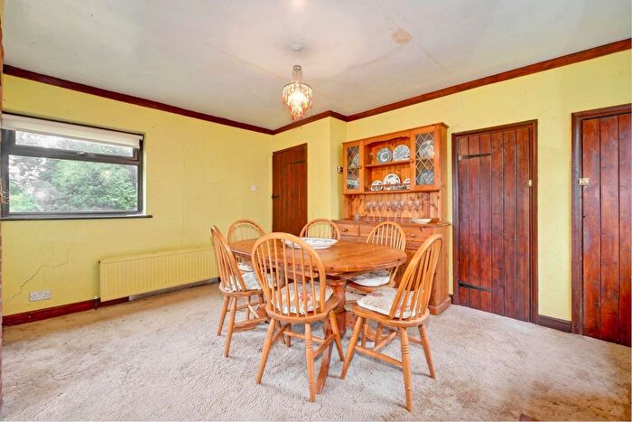 2 Bedroom Detached House For Sale In Marshfoot Lane, Hailsham, BN27
