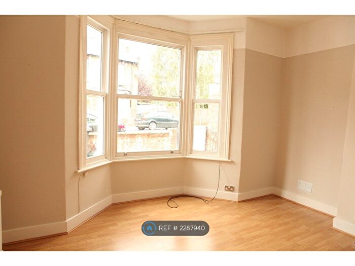 1 Bedroom Flat To Rent In Cheshire Road, London, N22