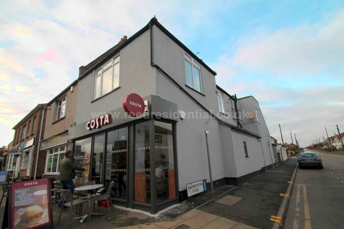 2 Bedroom Apartment To Rent In Spa Road, Hockley, SS5