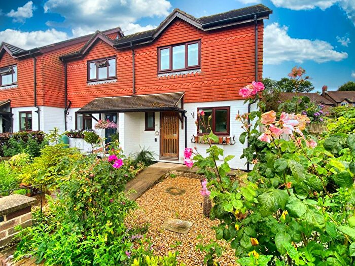 3 Bedroom End Of Terrace House To Rent In New Road, Uckfield, TN22